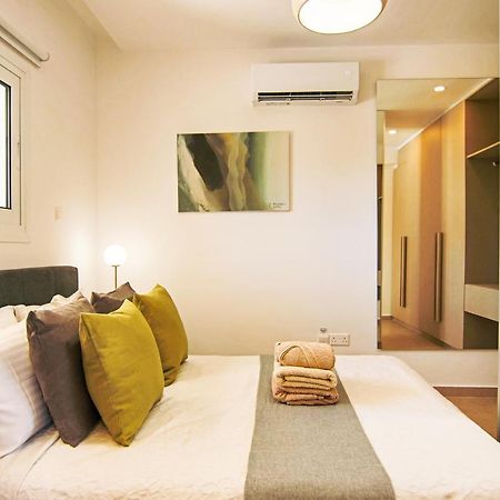 Phaedrus Living Seaside Luxury Limnaria 172 Lägenhet Paphos Exteriör bild